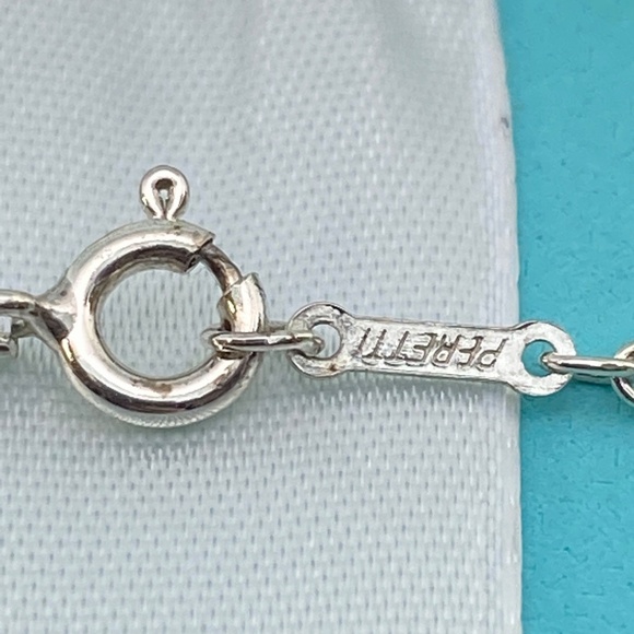 TIFFANY & Co Open 22” Heart necklace 925 Elsa Peretti 16” 6.7 grams original box - Picture 7 of 9